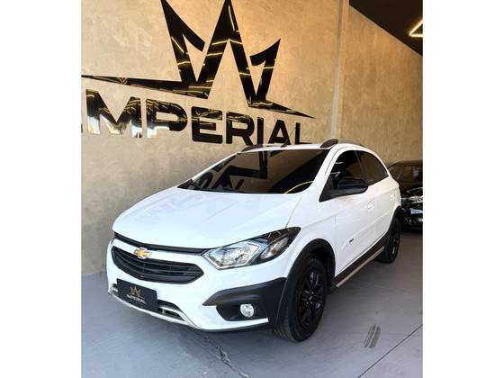 CHEVROLET ONIX 1.4 MPFI ACTIV 8V FLEX 4P AUTOMÁTICO